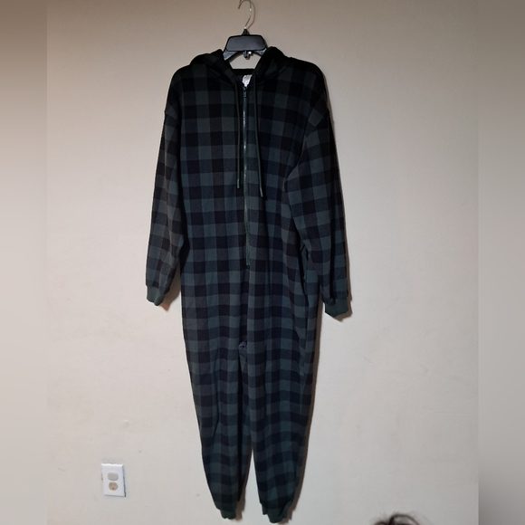 Fabletics Womens Cozy Fleece Hooded One Piece Pine Shadow Buffalo Check Sz. XL - Picture 3 of 10